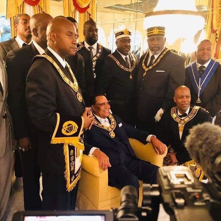 Join us a group photo of african mansons at african grand lodge